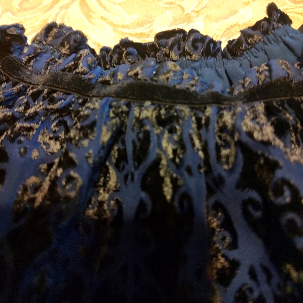 🐦 Beautiful Max Studio Flocked Velvet Scrolled Damask Camisole Tank Blouse - XL - Picture 10 of 16